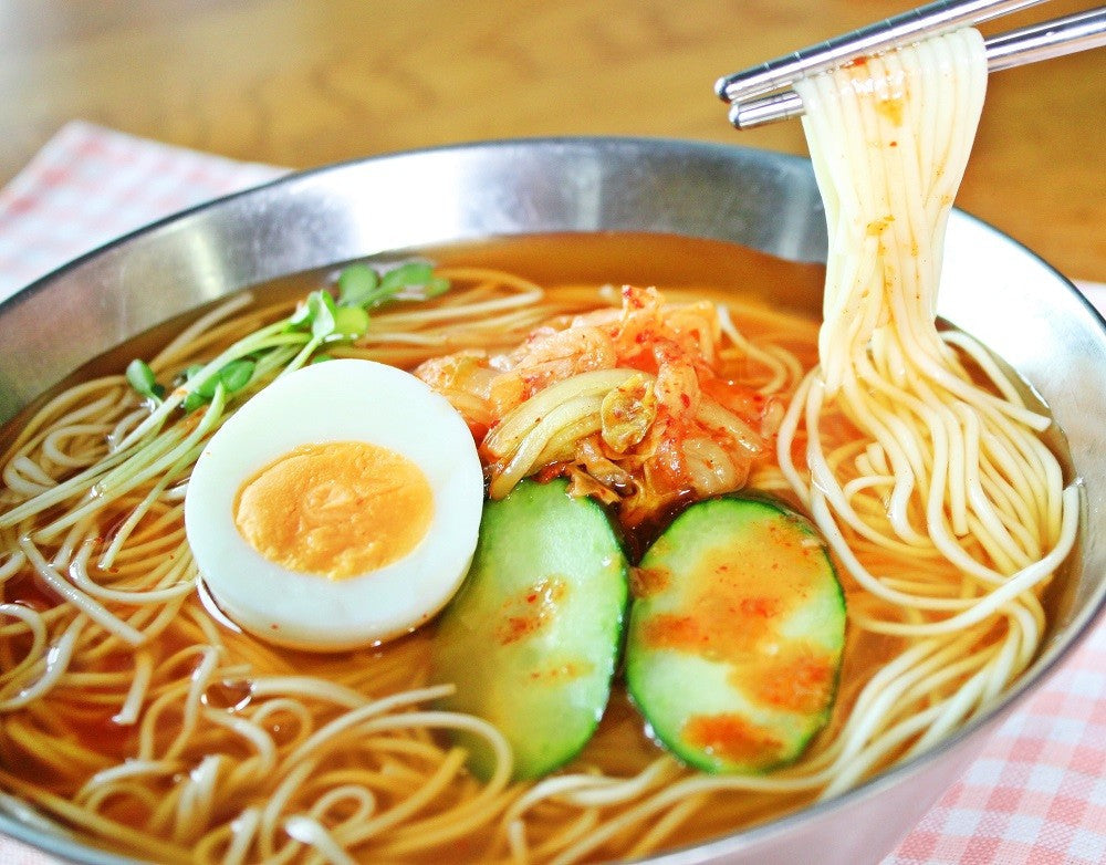 韓国冷麺味　セット 6人前　お取り寄せ　ピリ辛　特製コチュジャン付　辛味調節　カロリー控えめ　307kcal　ノンフライ熟成麺　お試しグルメギフト