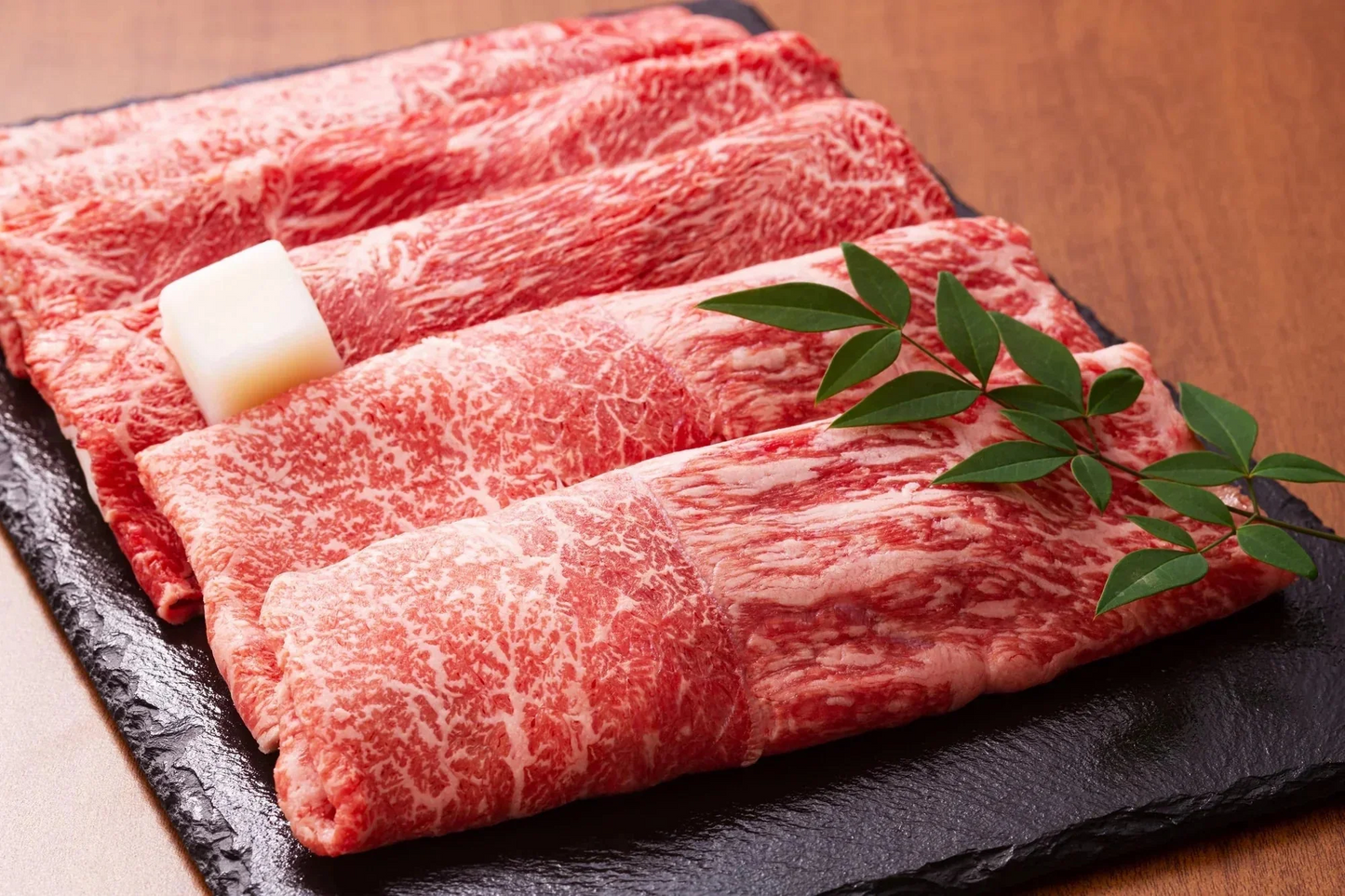 訳あり激安[800g]佐賀牛赤身霜降りしゃぶしゃぶすき焼き用（肩・モモ）約800g(400g×2ｐ) 牛肉 ギフト 送料無料 佐賀牛 業務用 冷凍 和牛 すき焼き お手軽 お取り寄せ お取り寄せグルメ 北海道と沖縄を除き 【送料無料】