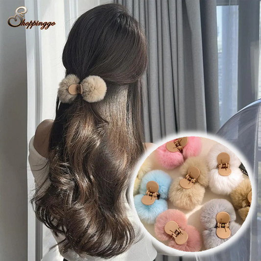 (カーキ)ヘアクリップ モコモコ　ファーバンスクリップ ヘアアクセサリー  韓国 ボア バレッタ 秋 冬 レディース ボリューム 大きめ 髪飾り 髪留め