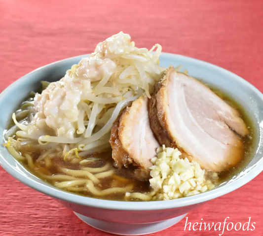 背徳の極み 背脂入り ニンニク醤油スープ 5p ラーメン 二郎