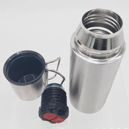 水筒 保温 保冷 ステンレス ボトル 400ml イノベーター (ソリッドシルバー)お弁当 熱中症対策