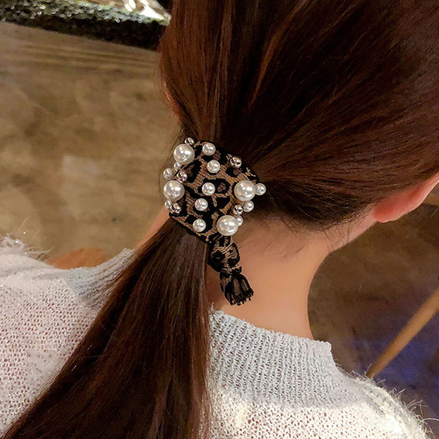 (ワインレッド)ヘアゴム　パール おしゃれ ヘアアクセサリー 結び シンプル 髪留め　まとめ髪　痛くない