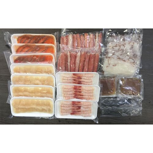 海鮮しゃぶしゃぶセット （生ずわいがに300g×2、たこ100g×4、生甘海老10本×3、生帆立貝柱100g×4、サーモン100g×3、昆布、たれ）