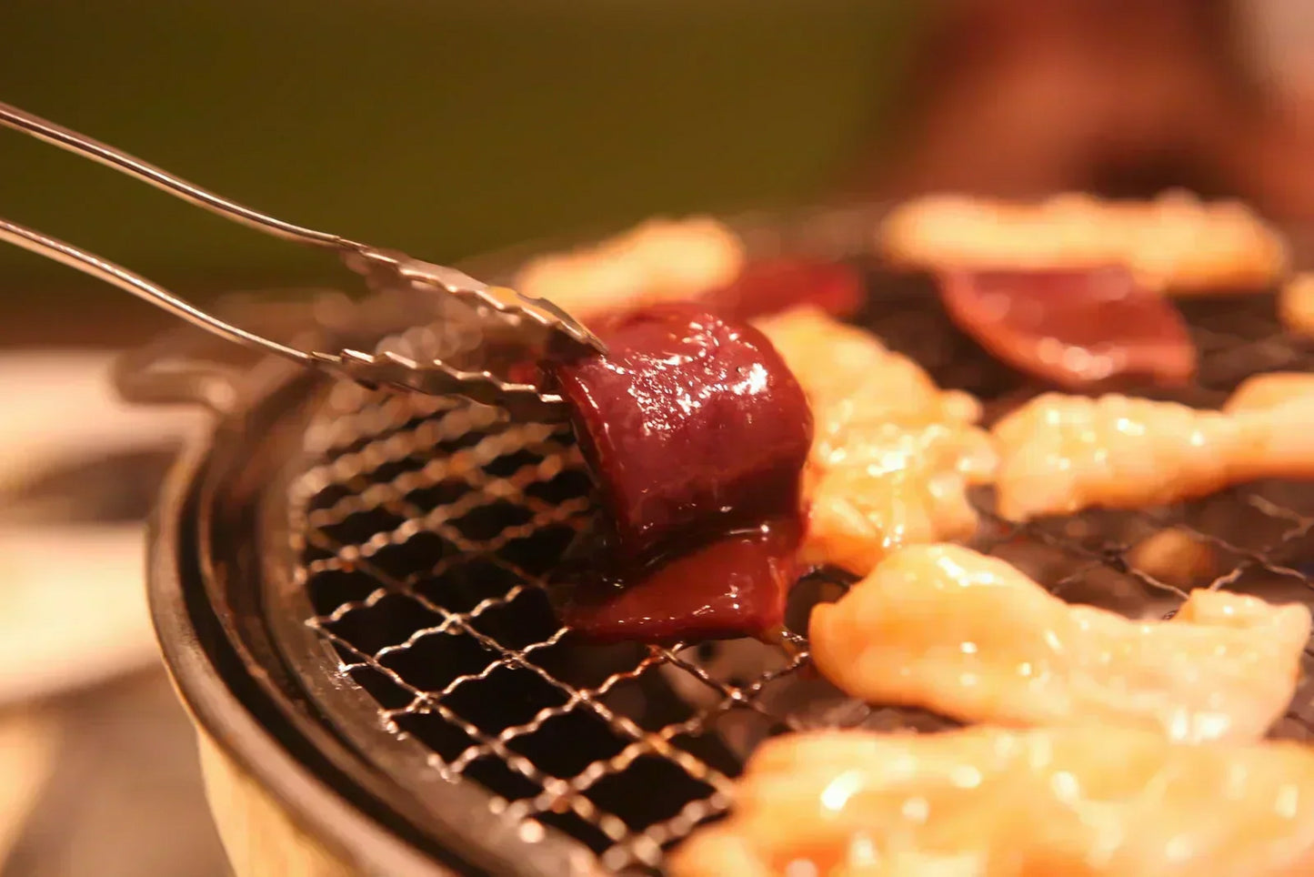 宮崎県有田牧場より直送！九州産牛生レバー 600g （約100ｇ×6パック）小分けパック