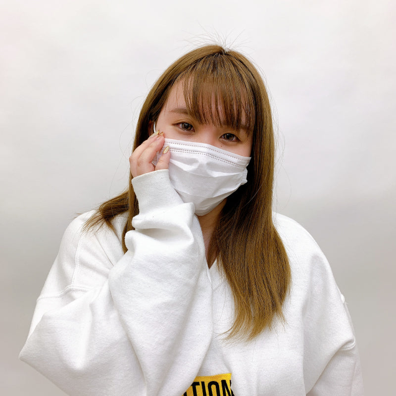 【ホワイト】【150枚】マスク 不織布 カラー 150枚 入り セット 大人 大人用 男性 女性 痛くない 三 層 構造 ノーズパッド 耳 両面カラー 血色 痛くならない 紐 小さめ 大きめ 17cm 9.5cm 送料無料 ギフト プレゼント