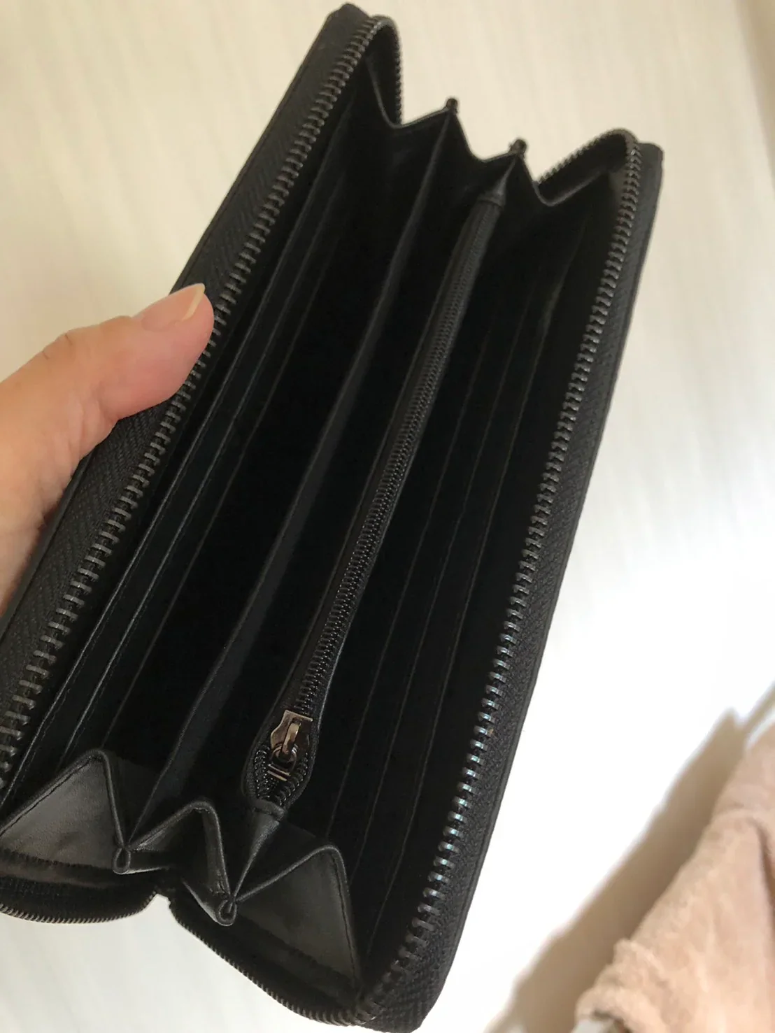 ブラック　カーボンレザー　長財布　カードケース