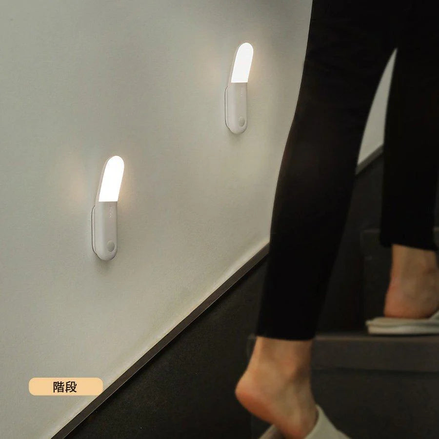 当日発送 LED人感センサーライト USB充電式 Baseus 調整可能 明暗センサー 省エネ 両面テープ 階段 台所の手元灯クロゼット 寝室 玄関 洗面所 車庫 物置 w011B(ライト: 電球色)
