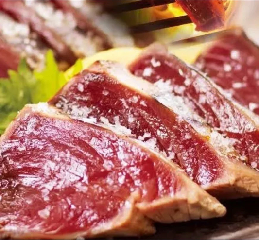 【タレ付き】藁焼き鰹たたき 刺身用2節入り　約700〜800g前後（約5〜6人前）