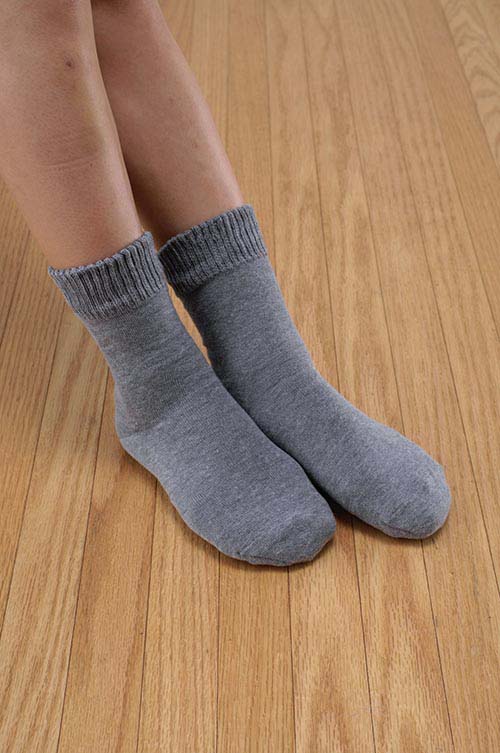 足裏全面ツルツルソックス（婦人用）（グレー）[ 靴下 ソックス レディース 女性用 フリーサイズ 22-24cm かかとケア かかと つるつる かかとつるつる 角質除去 保湿 就寝 かかとケア 靴下 日本製 ]