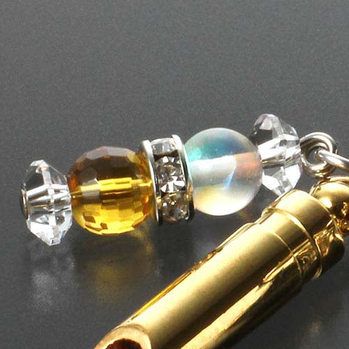 幸せの黄色のハイヒール（ホイッスル付き） [ ストラップ ゴールド イエロー ホイッスル 笛 白水晶 黄水晶 防災 防犯 緊急時 スポーツ 幸福 天然石 パワーストーン 開運 邪気払い 御守り お守り スマホ 携帯 日本製 国内産 ]
