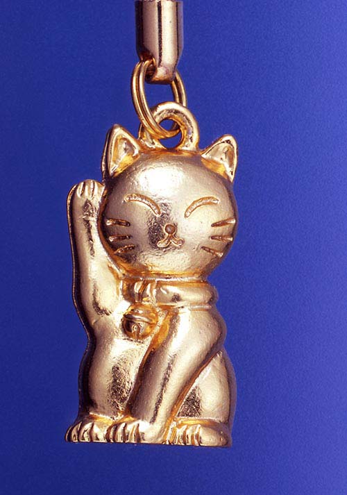 黄水晶リバーシブル招き猫ストラップ [ ストラップ 天然石 ネコ まねきねこ アニマル 鈴 幸福 かわいい 可愛い 財運 人脈 パワーストーン 開運 邪気払い 御守り お守り スマホ iphone 財布 鍵 携帯 チャーム 日本製 国内産 ]