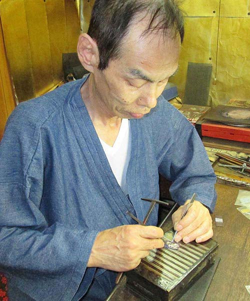 京象嵌「白龍」ループタイ [ ネックレス ループタイ ポーラータイ ポロタイ メンズ 紳士用 京都伝統工芸品 手作り 白龍 ギフト プレゼント 贈り物 父の日 敬老の日 男性 父 夫 祖父 彼氏 メンズアクセサリー かっこいい おしゃれ 送料無料 ]