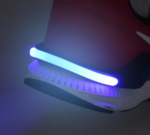 ランニング ライト usb 充電式 LED 足元 スニーカー シューズ ウォーキング ジョギング 光る足元LED あしもとライト君