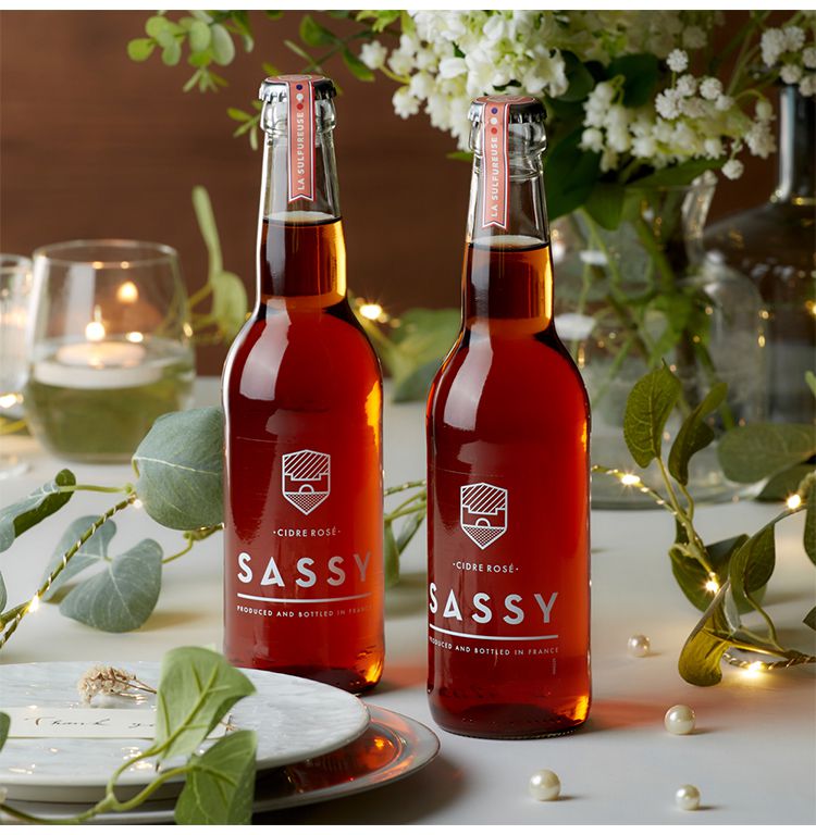 (ポワール)プレミアムシードル サッシー 330ml 2本セット 瓶 飲みきり リンゴ リンゴ酒 サイダー ワイン スパークリングワイン フランス ノルマンディ ギフト 専用箱 プレゼント おしゃれ プレミアム
