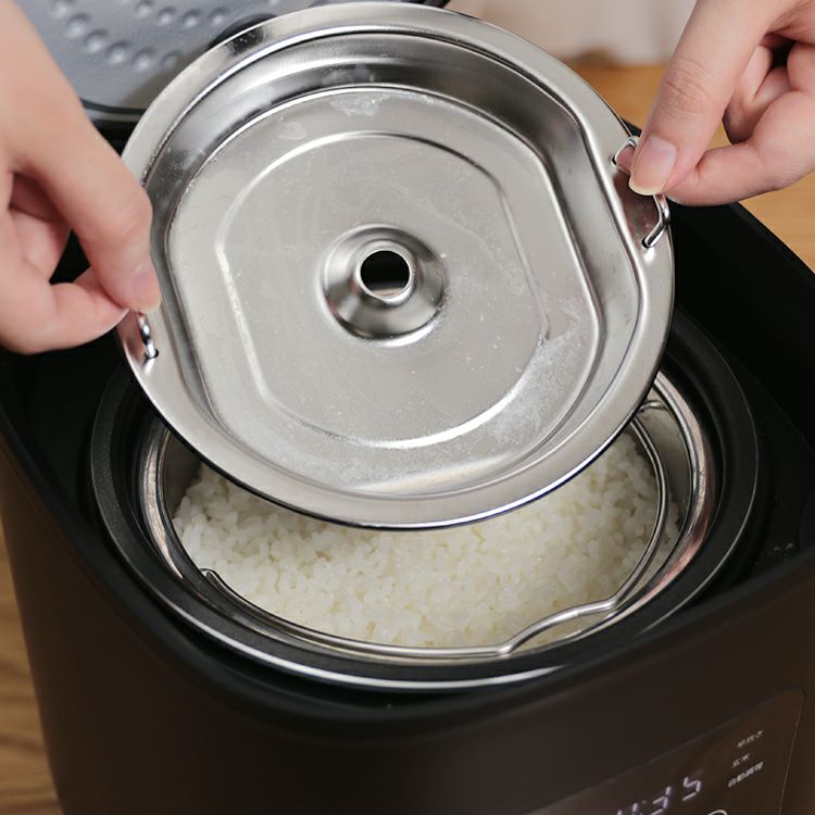 【限定クーポンで5%OFF！】mo-sk002 plus more プラスモア 公式店 サラダチキンがつくれる糖質カット炊飯器 レシピブック付 2.5合