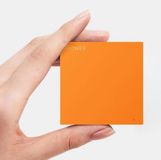 「在庫処分商品」「オレンジ」モバイルバッテリー 大容量 軽量 薄型 iOS/Android対応 スマホ 携帯充電器 極薄 急速充電【PL保険加入済み】iphone7 Plus Xperia 充電 充電器 4000mAh 送料無料
