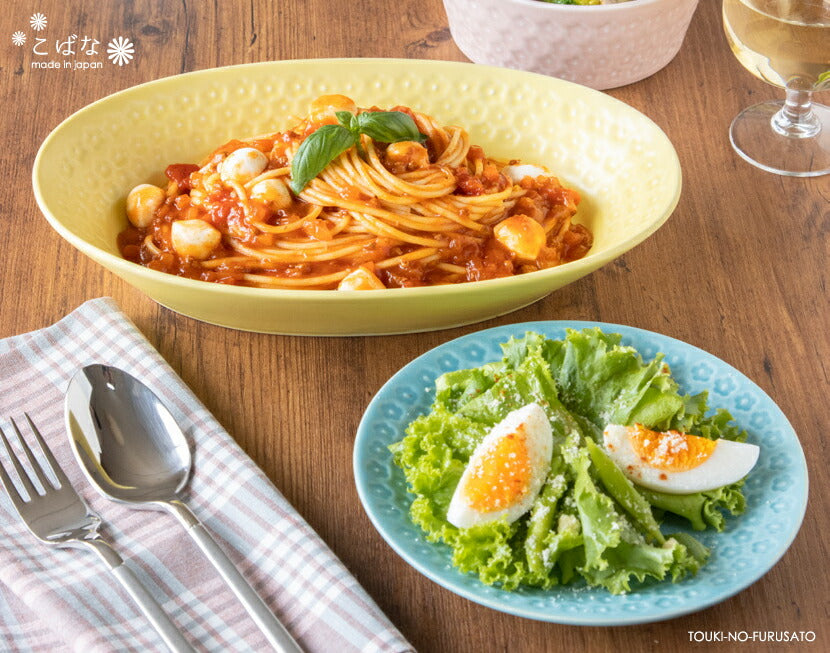 こばな 楕円鉢 桃色 260 × 168 × 45H　オーバル 楕円深鉢 電子レンジOK ピンク 食洗機 オーブンOK カレー皿 パスタ皿 楕円型 食器 深皿 SNS映え インスタ映え 可愛い オシャレ かわいい おしゃれ 小花 flower 国産 美濃焼 日本製 陶器のふる里 trysケ