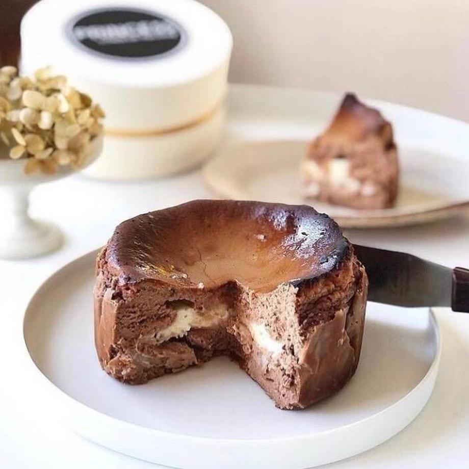 Princess Basque Chocolate Cake