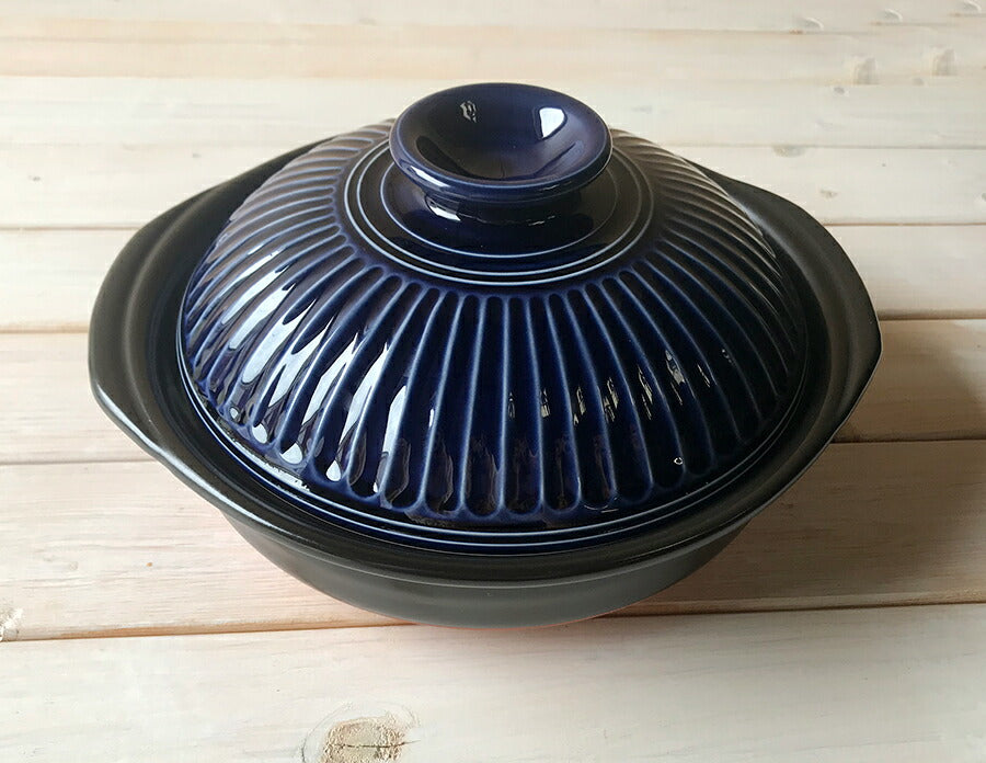 正規品 銀峯菊花ルリ６号鍋 1人用サイズ 850cc お一人分 三重県 国産土鍋 日本製 萬古焼 青色 紺色 ネイビー 耐熱 ツヤあり 光沢あり IH非対応   陶器のふる里  trysス