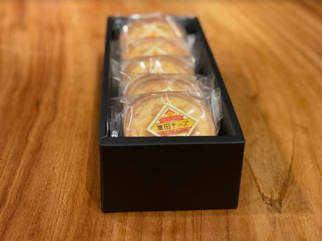 パティシエが作る富田チーズ