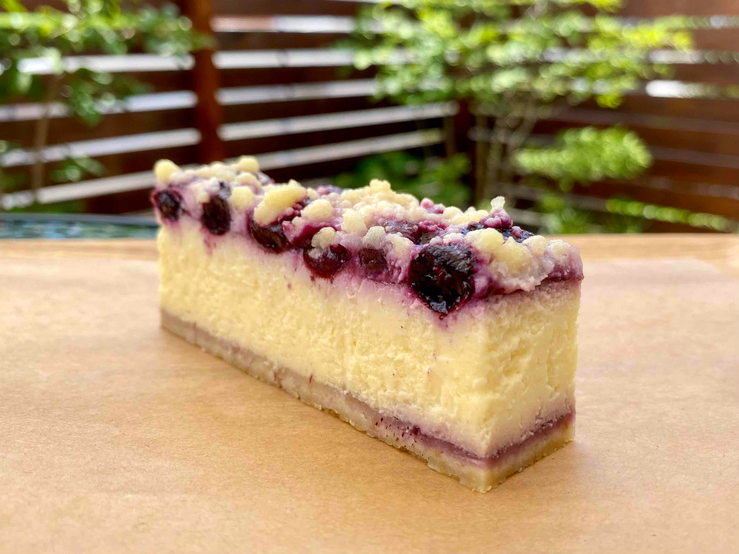 クリームボックス(10個)＆RETOWAフローズンチーズケーキ6本(3種類)セット * お土産 菓子パン 福島(クール便)