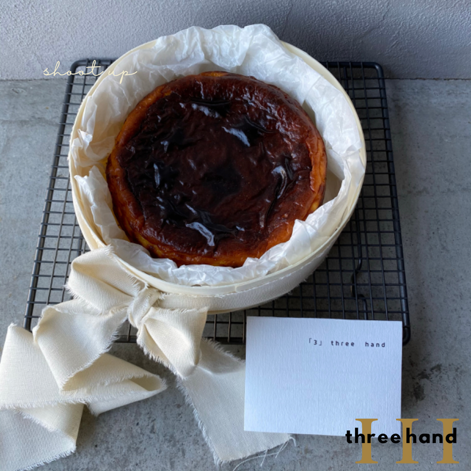 【タイムセール】Basque cheese cake 15㎝ホール〜濃厚チーズが口の中でとろける