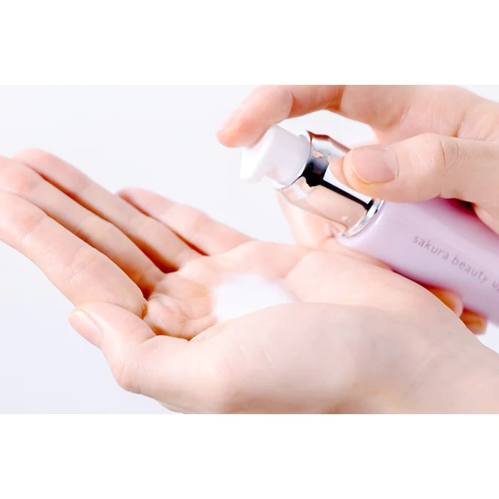 60ml  sakura ビューティーアップセラム