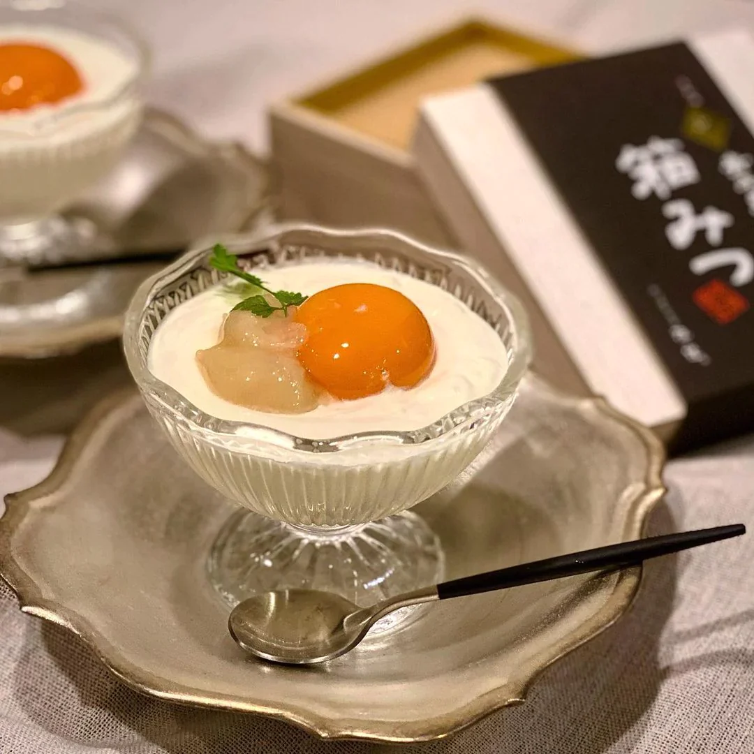【極箱みつ】　はちみつ　ハチミツ　ご褒美　国産蜂蜜　ギフト　まるごと　冬　限定　御歳暮　お歳暮