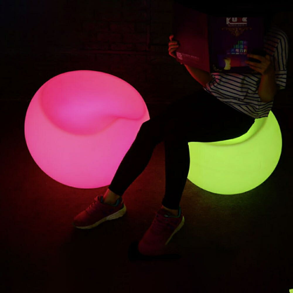 【人気商品】椅子 丸型 16色 LED チェア chair スツール 充電式 パーティー 光る クラブ バー デザイン ヒカリ デザイナー オシャレ椅子 お洒落椅子 小さい椅子 ミニスツール 形 インテリア 高級 アイテム リモコン付き 次世代 カラー クラシック レトロ おしゃれ