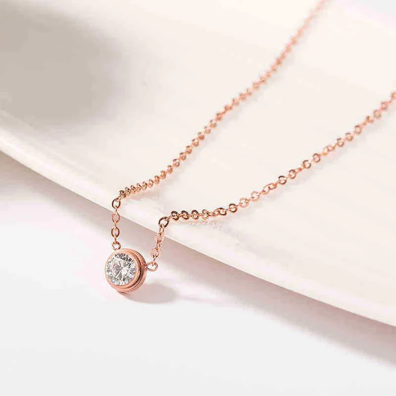 KAUCHE限定価格　通販安価保証　#品番A01#    1４９９円・セット” ネックレス＆ブレスレット”　　上品な輝き 一粒 Czダイヤモンド 18金ゴールド仕上げ サージカルステンレス かぶれにくい　錆びにくい　変色しない　A01