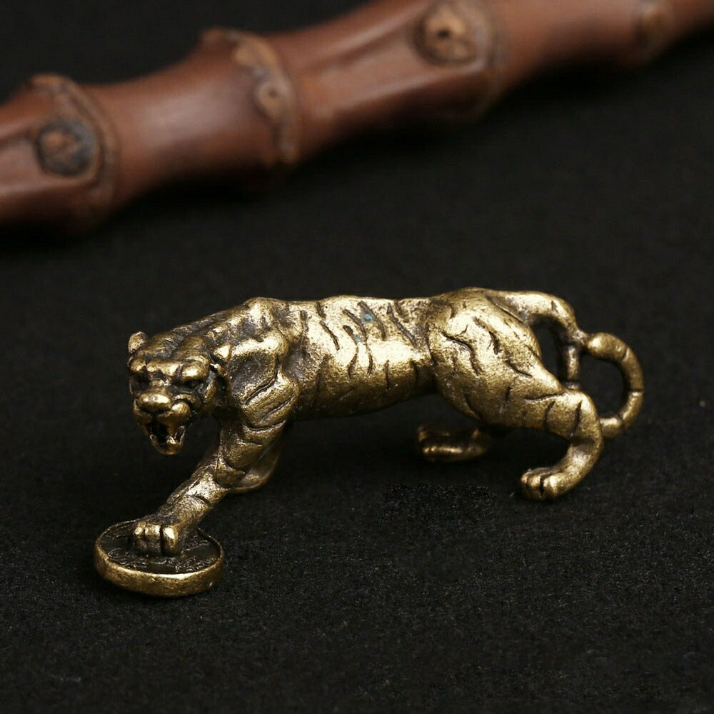 勲章　虎　お土産　金色　かっこいい　飾り物　インテリア 勲章 虎 お土産 金色 かっこいい 飾り物 インテリア 楽天市場