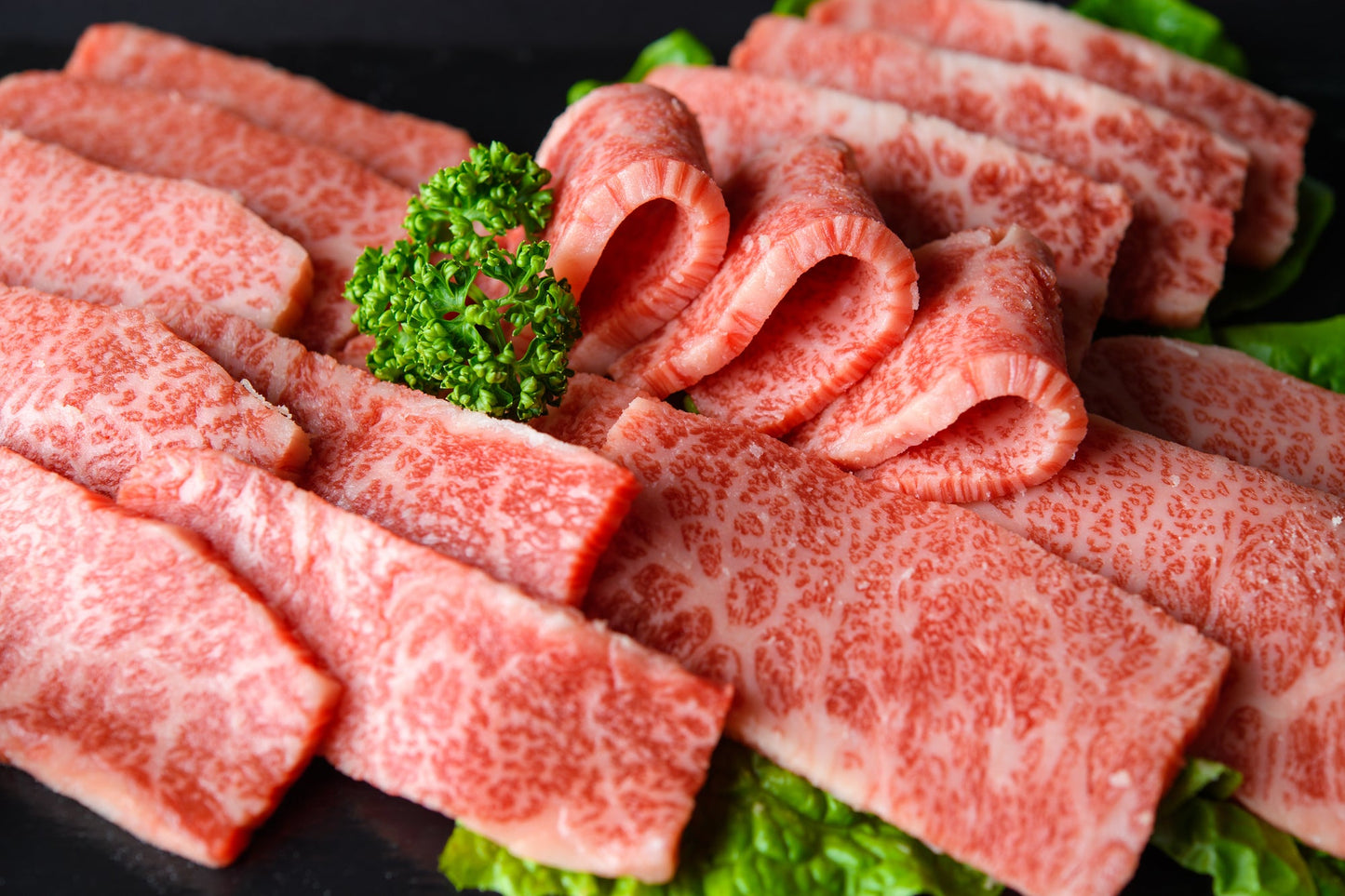訳あり激安[1kg]艶さし!佐賀牛焼肉切り落とし　1ｋｇ（500ｇ×2Ｐ）牛肉 ギフト 送料無料 佐賀牛　業務用 冷凍 焼肉　和牛　お手軽 お取り寄せ お取り寄せグルメ 北海道と沖縄を除き 【送料無料】