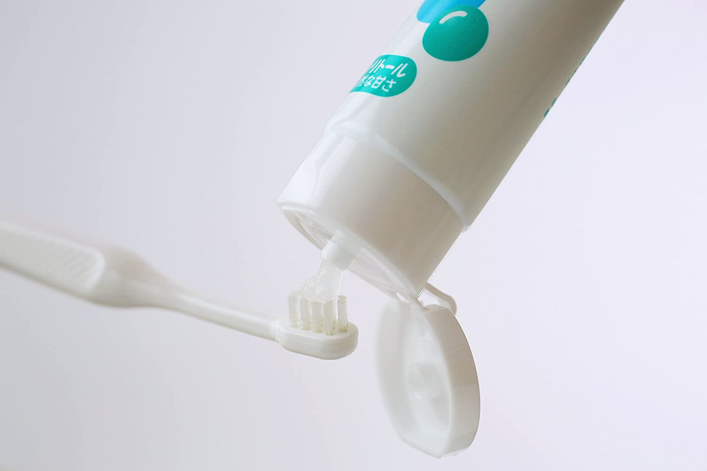 ピジョン 親子で乳歯ケア ジェル状歯みがき ぷちキッズ いちご味 (医薬部外品) 50g