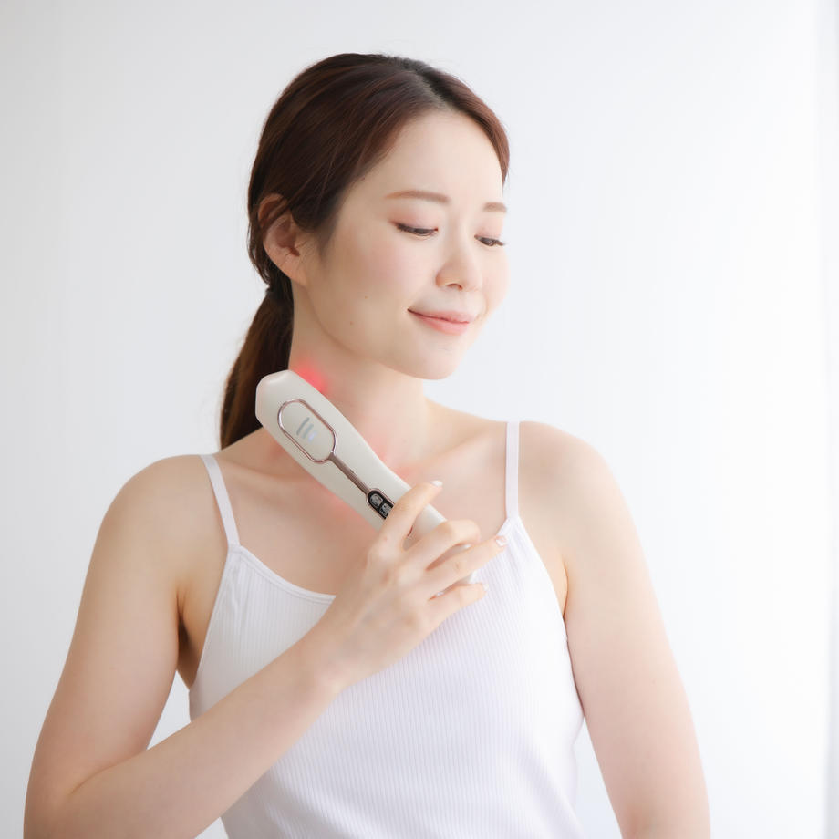 Realia（れありあ） スカルプ&フェイスリフトアップ美顔器