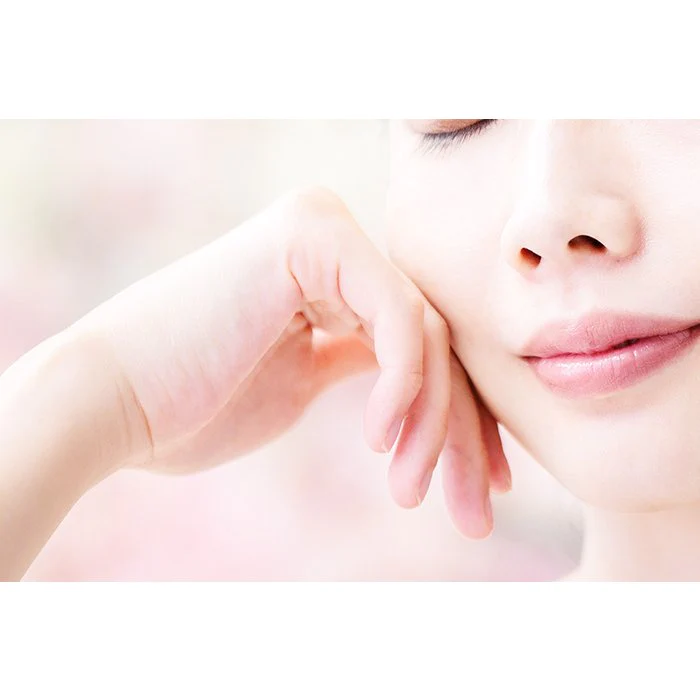 60ml  sakura ビューティーアップセラム