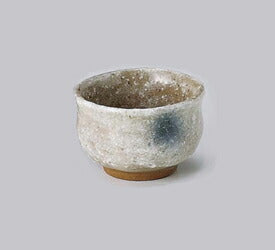 【完売・次回12月初旬入荷予定】ボカシ盃  さかずき ぐい飲み 和食器 酒器 日本酒 別売りで徳利あり   陶器のふる里  trysホ