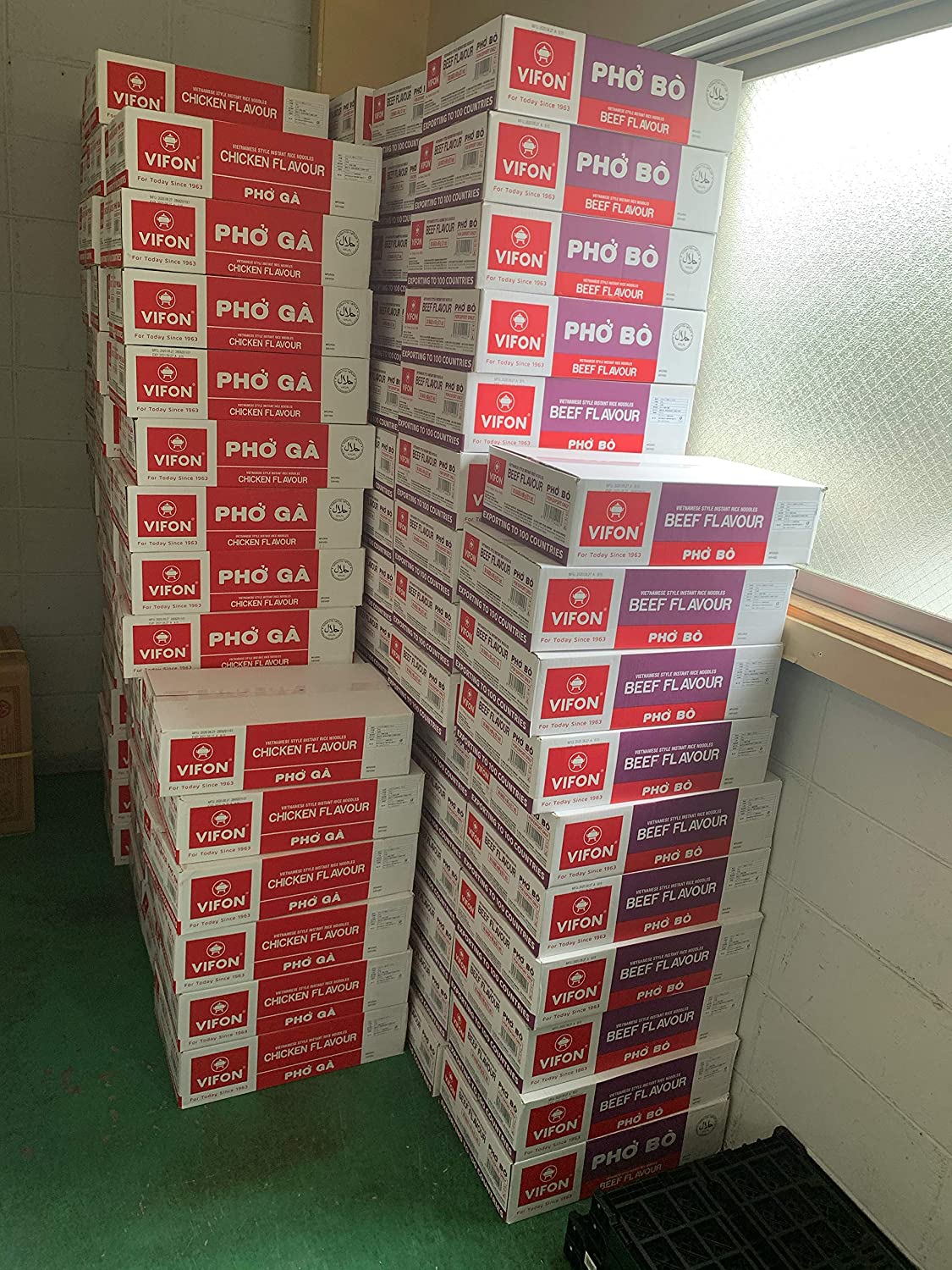 VIFON ベトナム インスタントフォー 鶏肉風味 60g 1ケース(30袋入り) VIFON Pho Ga 60g 1 thung(30 goi)