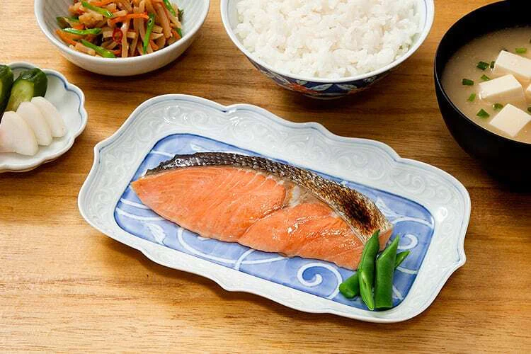 【超得ハイパーSALE】温めるだけおいしい秋鮭塩焼き30切(1.2kg）