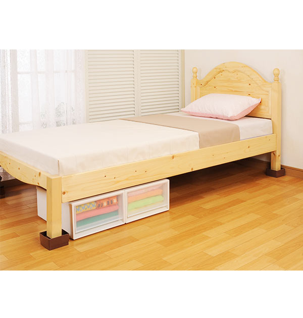 【ホワイト・ako06】 継ぎ脚 4個組 SMILE KIDS スマイルキッズ  通販 ベッドの高さをあげる足 ベッド ソファ 継ぎ足 4cm 4個セット ベッド下収納 高さ調整 お掃除ロボ 収納 掃除 介護 スクエア 角型 継ぎ足し