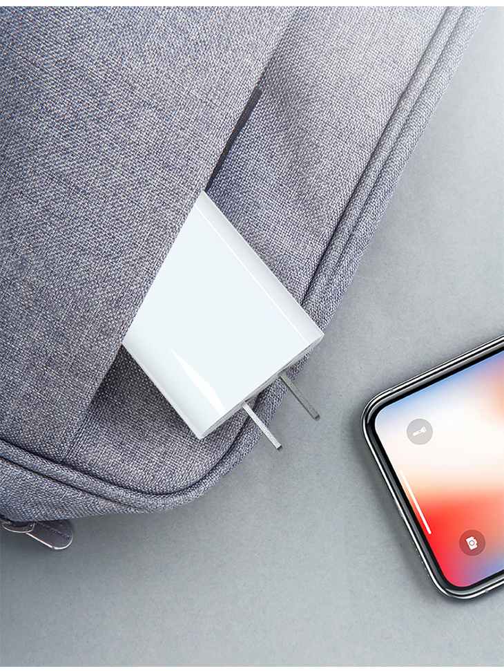 USB充電 ACアダプター 2口 type-C 同時充電 急速充電 超速充電 PD対応 iPhone android iPad 20W 3倍速い 高性能 高品質 コンパクト 持ち運び シンプル