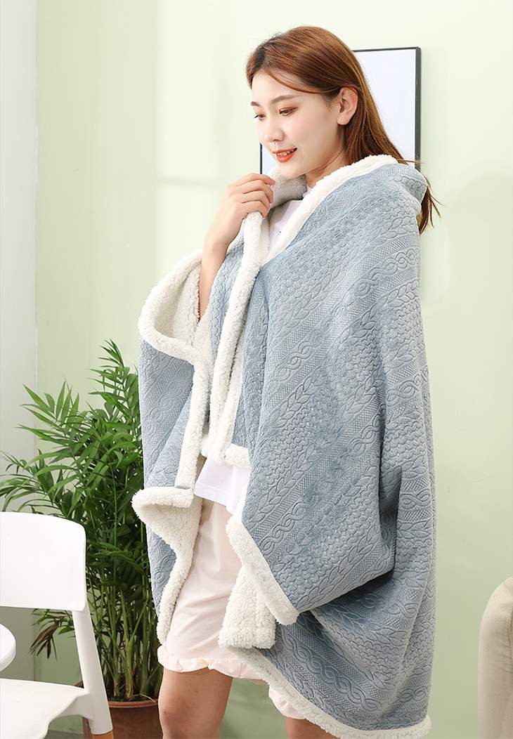【グレー】着る毛布 ボア 85㎝X120cm 防寒対策 冷え性対策 あたたかい ケーブル編み風 おしゃれ かわいい ひざ掛け ブランケット お昼寝 ふわふわ もこもこ