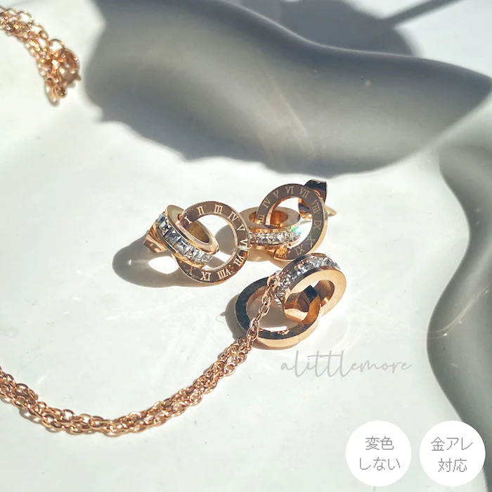 開店記念SALE   ピンクゴールド ローマ字　ネックレス　K18GP　高級感　上品　ステンレス サージカルステンレス　18金仕上げ　アレルギー対策 　錆びにくい　　かぶれにくい　変色しない