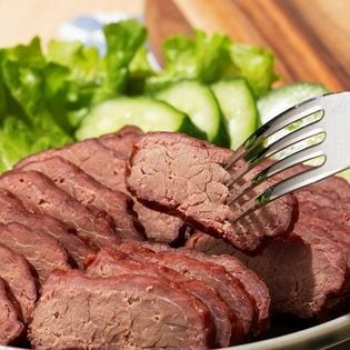 <送料無料＞馬肉の馬旨ブロック（常温）アスリートを応援！【80g×4袋】