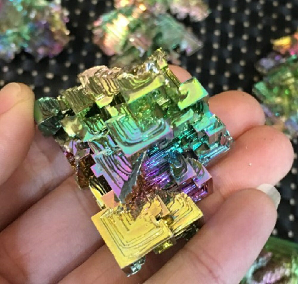 ビスマス結晶 レアメタル 200g 迷宮と階段 結晶 高品質 天国への階段 虹色の金属 ビスマス 虹色 風水 パワーストーン 天然石 原石 贈り物 プレゼント インテリア