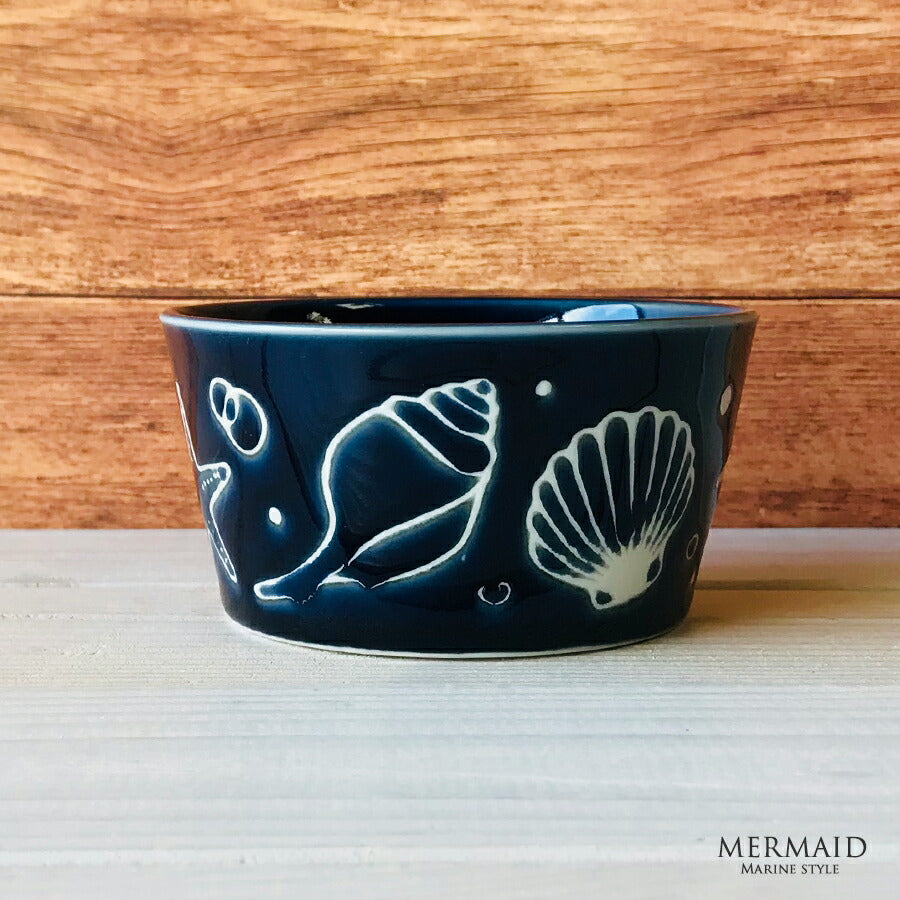 MERMAIDボウルS ネイビー 直径10.6cm 紺色 ボール 小鉢 サラダ デザートカップ 海の食器 海の家 マリン 貝殻 海星 サンゴ マーメイド おしゃれ 西海岸風 リゾート インテリア 雑貨 国産 磁器 電子レンジOK 食洗機OK   陶器のふる里  trysケ