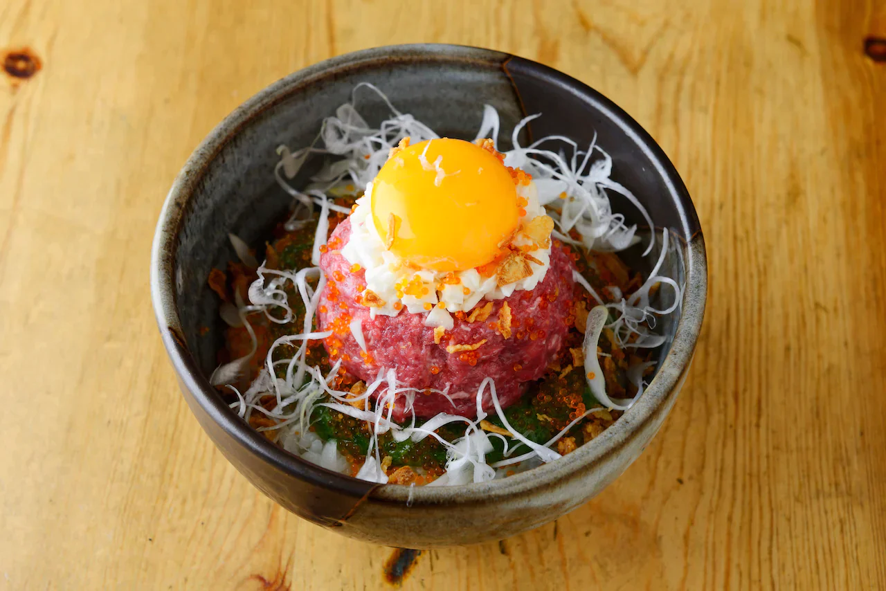 馬肉専門店 菅乃屋 馬刺し 桜うまトロ（馬肉ネギトロ）計300g(60g×5p) 【ゲリラセール】