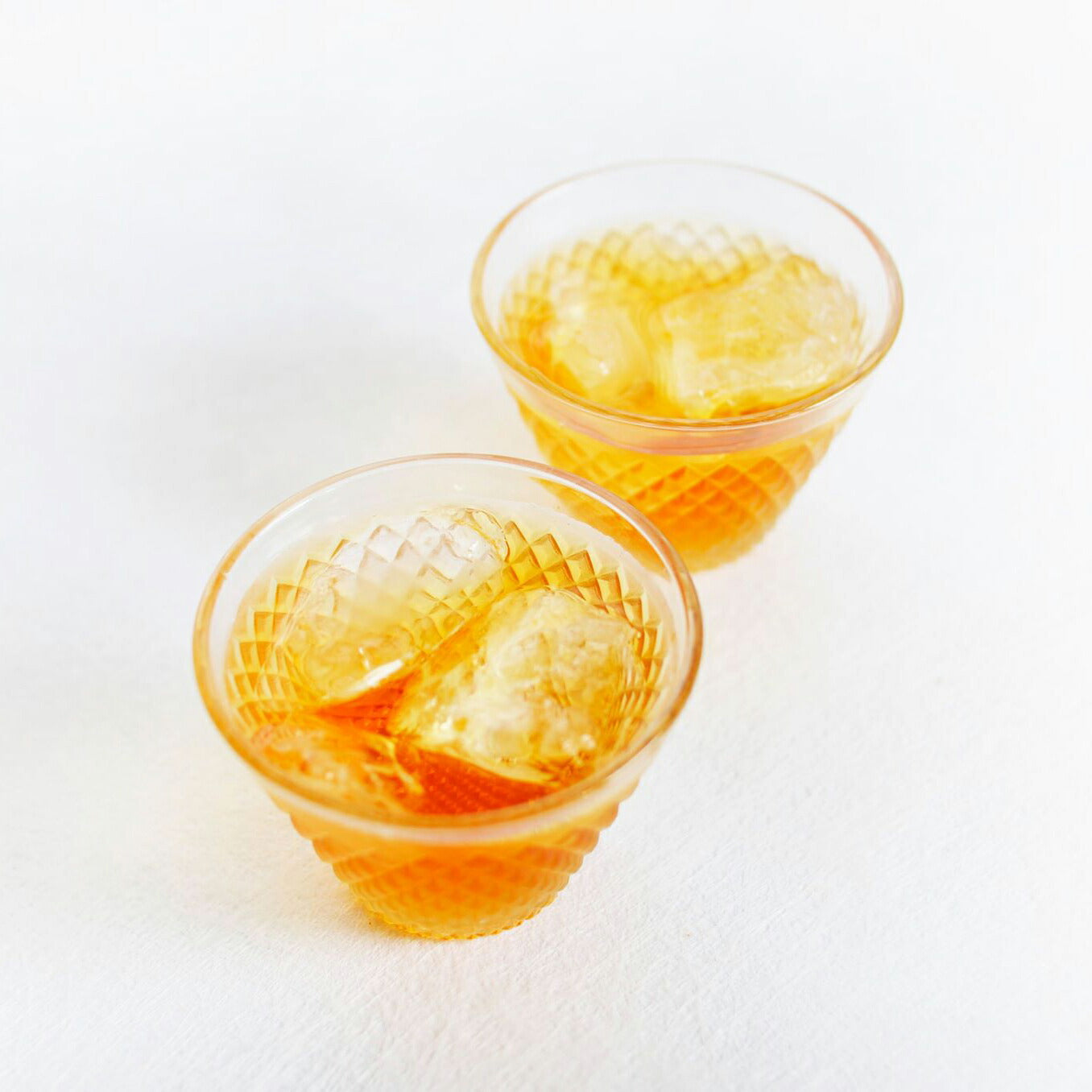 ★非掲載★【和紅茶ティーバッグ】 デザイン茶缶入 3g×6P お茶 ドリンク ティーパック 飲み物 プチギフト 贈り物 手土産 プレゼント 誕生日 おしゃれ かわいい おすすめ 中元 歳暮 人気 ランキング ※代引不可
