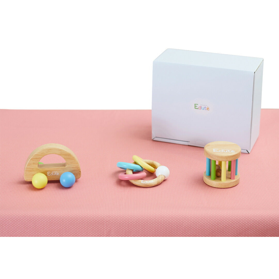 ★非掲載★ベビーギフトセット クルマ 知育玩具 おもちゃ ガラガラ 誕生日 プレゼント 子供 1歳 木のおもちゃ 木製 ベビー 赤ちゃん 幼児 ギフト 出産祝い お祝 贈り物 人気 ランキング ※代引不可
