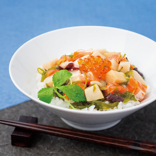 ★非掲載★陸奥三陸 たっぷり海鮮丼の具10個セット メカジキ サーモン いくら やりいか たこ めかぶ 刺身 寿司 ネタ おつまみ 酒の肴 お取り寄せ グルメ ギフト 贈り物 中元 歳暮 暑中 残暑 父 母 ランキング 人気 おすすめ ※代引不可
