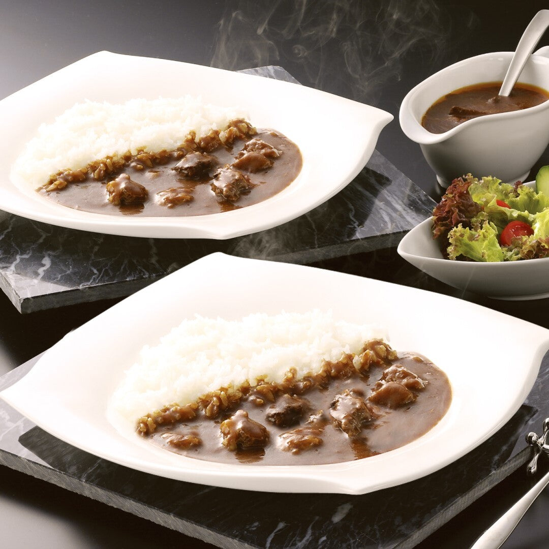 神戸ビーフのカレー 神戸 神戸ビーフ ビーフカレー カレー カリー カレールー 牛肉 黒毛和牛 和牛 甘口 辛口 中辛 辛味 スパイス 特製 常温 惣菜 グルメ ギフト レトルト パウチ 人気 おすすめ ランキング ※代引不可
